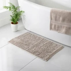 B&M Signature Microfibre Noodle Bath Mat - Biscuit